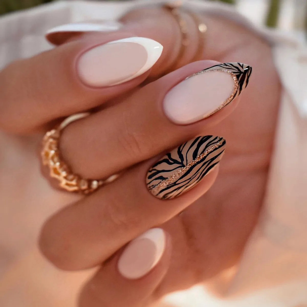 High Quality Luxury Designed Reusable Printed False Nails Short Custom Acrylic Press on Nails Artificial Nails for Woman