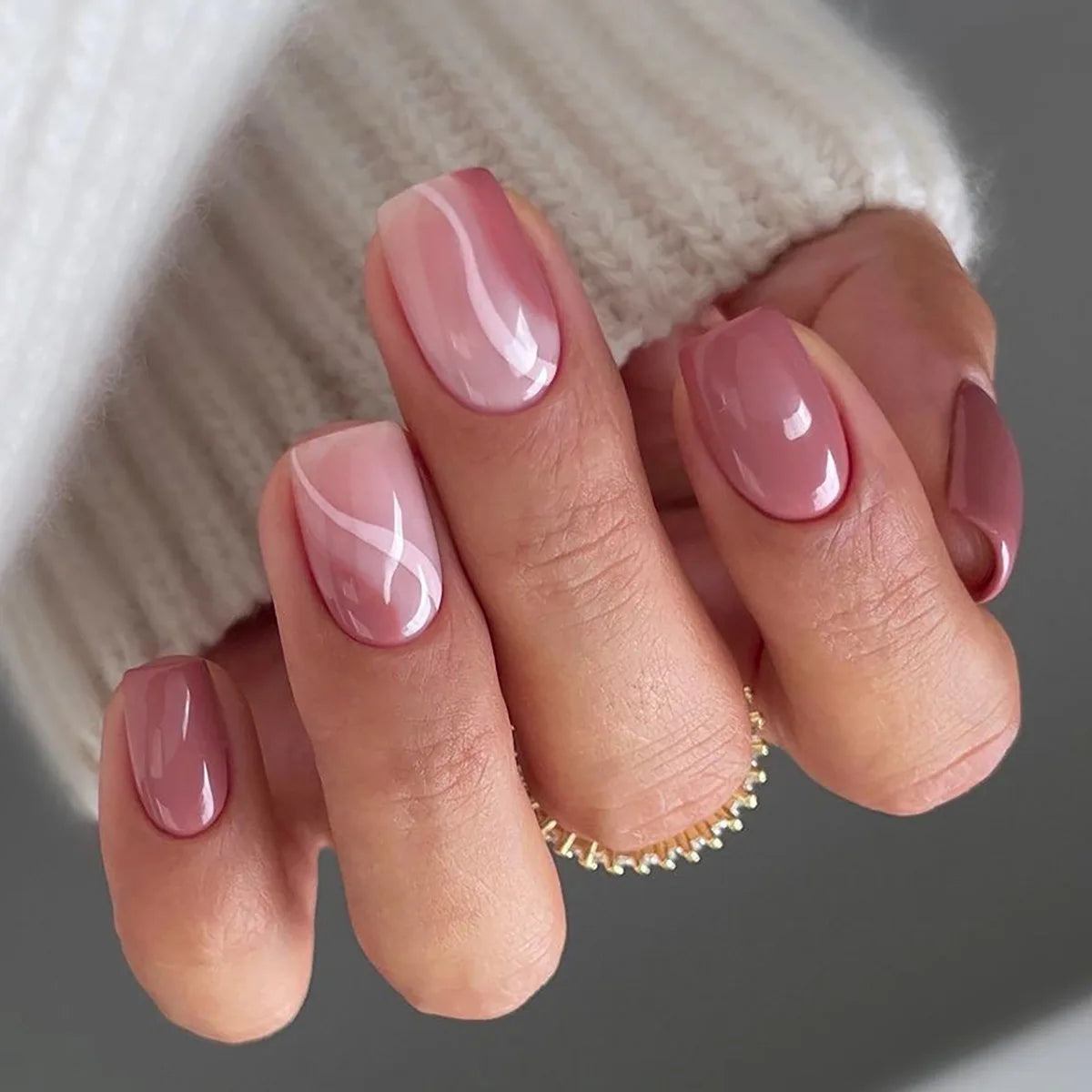 High Quality Luxury Designed Reusable Printed False Nails Short Custom Acrylic Press on Nails Artificial Nails for Woman