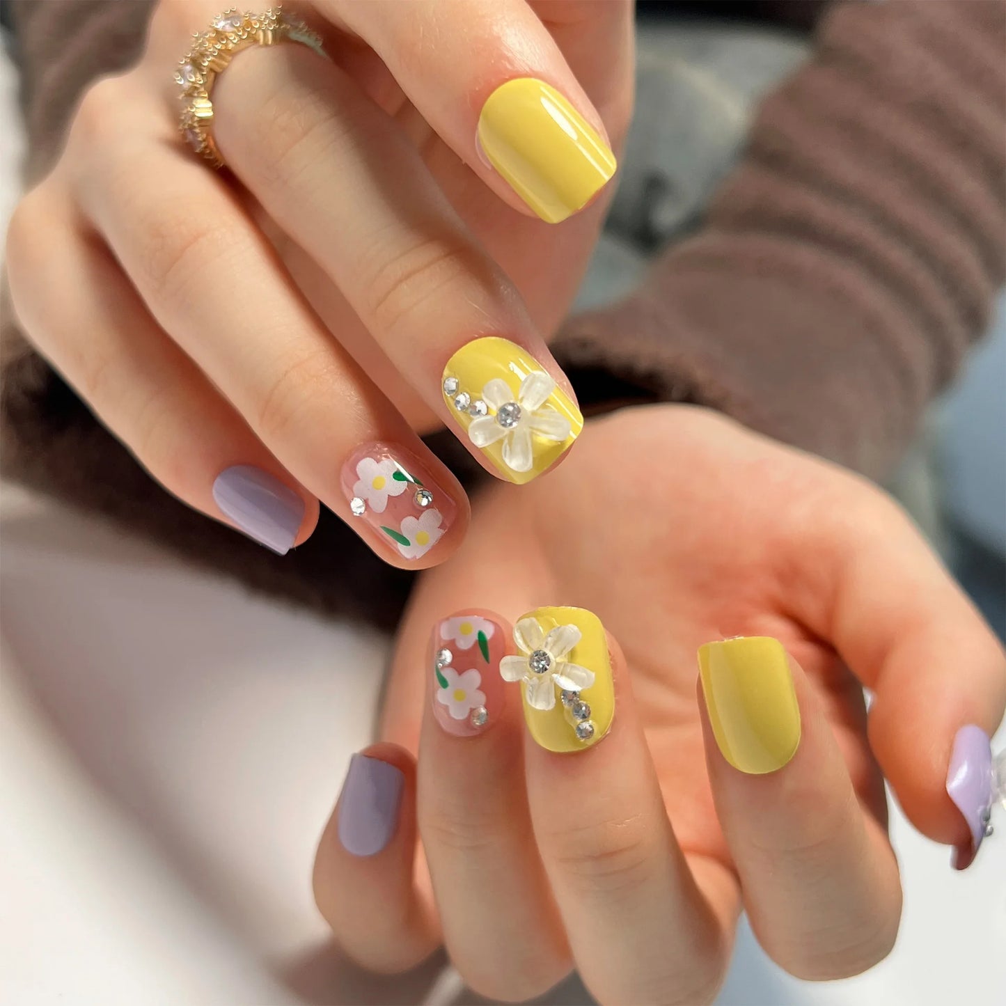 High Quality Luxury Designed Reusable Printed False Nails Short Custom Acrylic Press on Nails Artificial Nails for Woman
