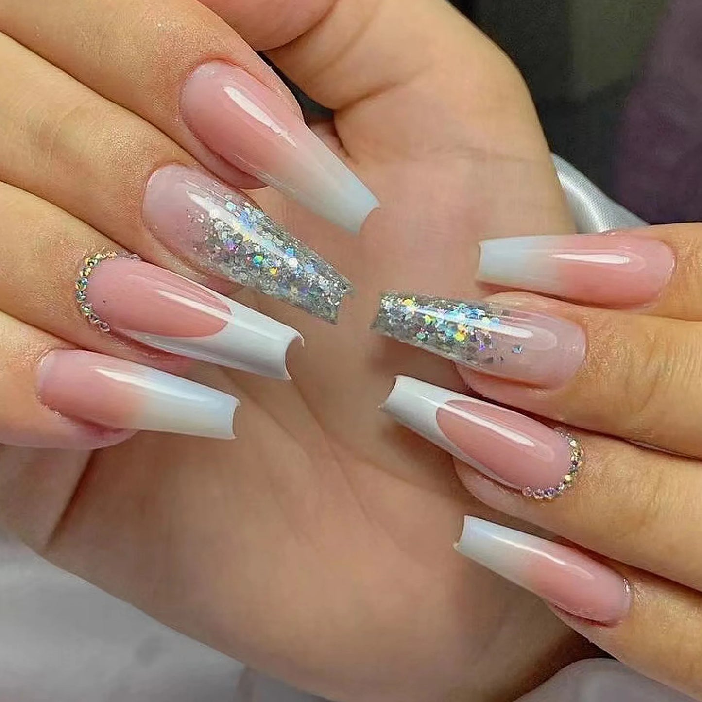 High Quality Luxury Designed Reusable Printed False Nails Short Custom Acrylic Press on Nails Artificial Nails for Woman