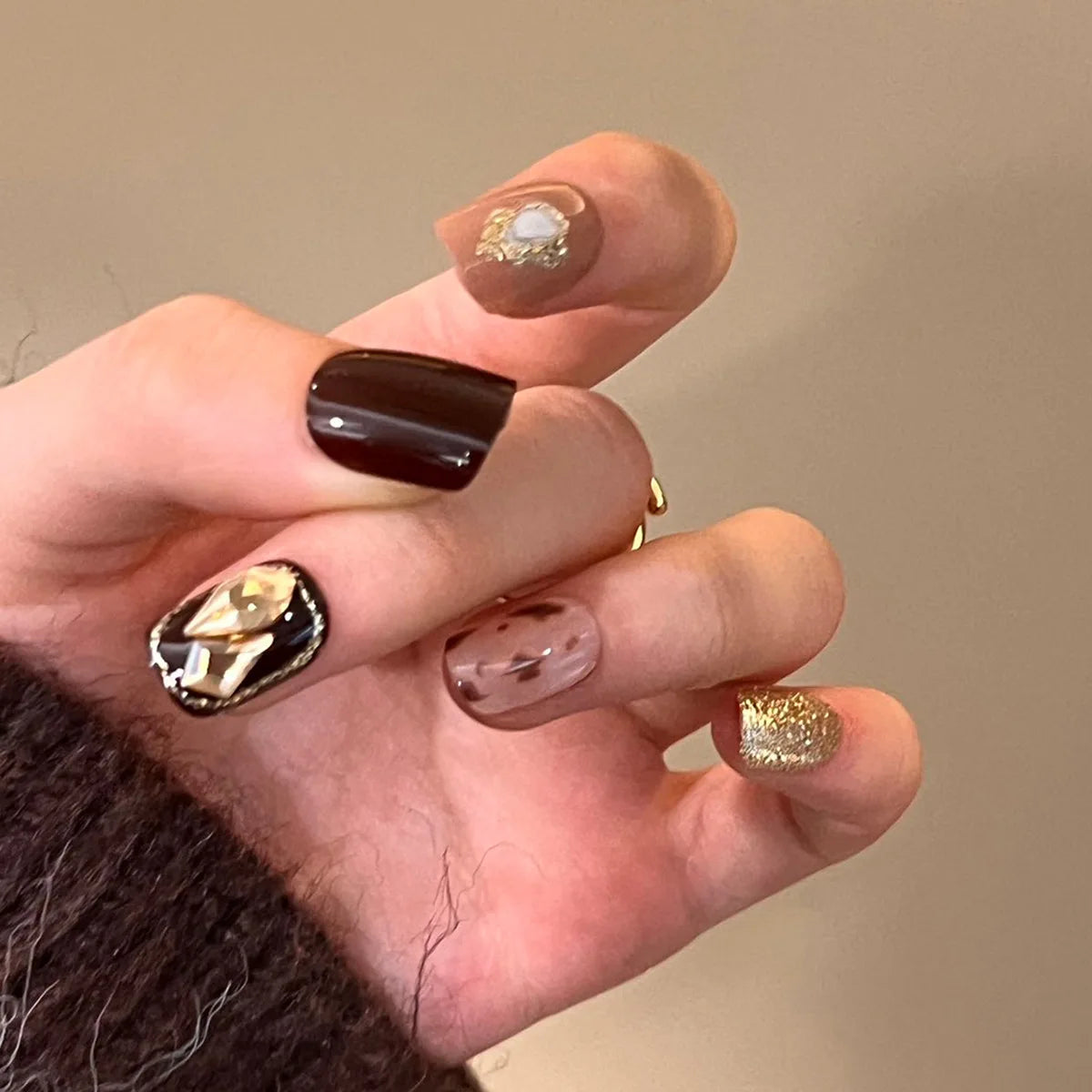 High Quality Luxury Designed Reusable Printed False Nails Short Custom Acrylic Press on Nails Artificial Nails for Woman