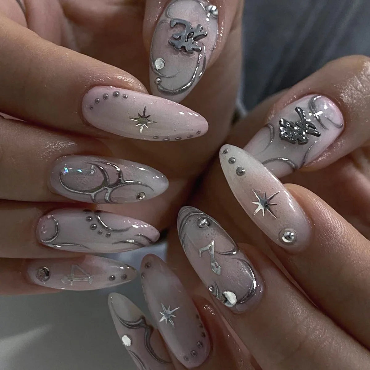 High Quality Luxury Designed Reusable Printed False Nails Short Custom Acrylic Press on Nails Artificial Nails for Woman