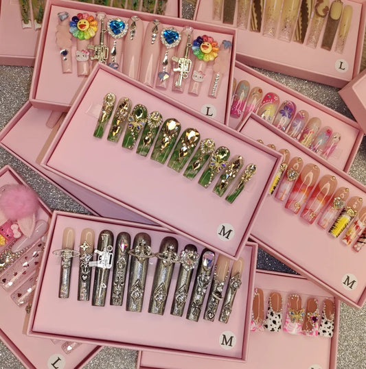 High Quality Luxury Designed Reusable Printed False Nails Short Custom Acrylic Press on Nails Artificial Nails for Woman